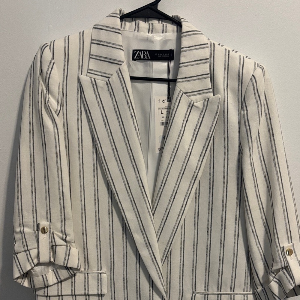 Zara Women's Blazer - Ecru with Stripes - Picture 8 of 10